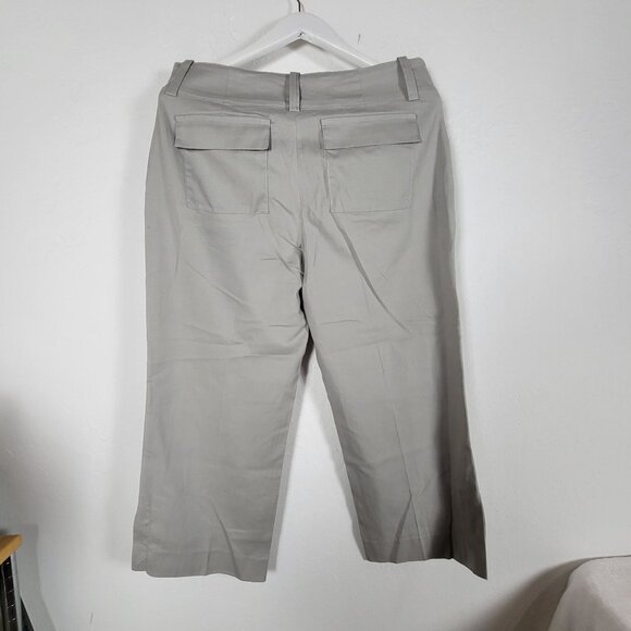 Cabi Women Mid-Rise Mid-Leg Cropped Pants Sz 10 Gray Linen Blend Stretch 491 New - Picture 2 of 10